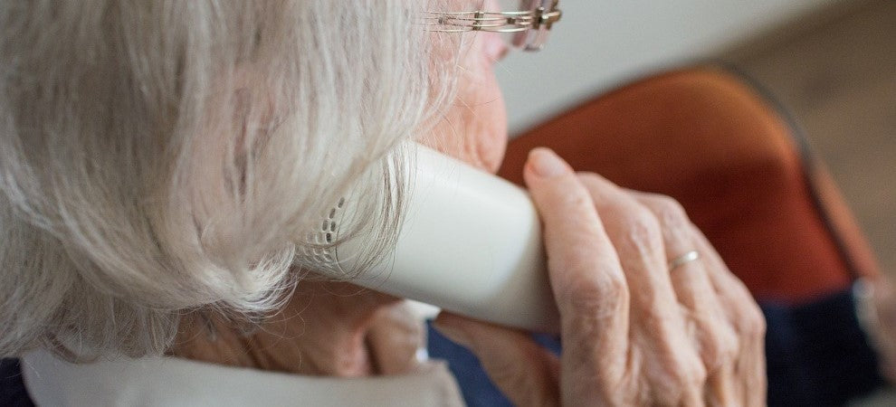 How to Avoid Crime: 6 Top Tips for Older People